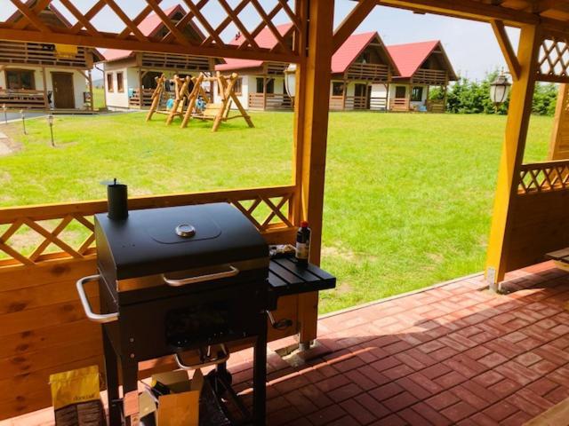Kalinowy Sad Domki Z Jacuzzi I Sauna Mikołajki المظهر الخارجي الصورة