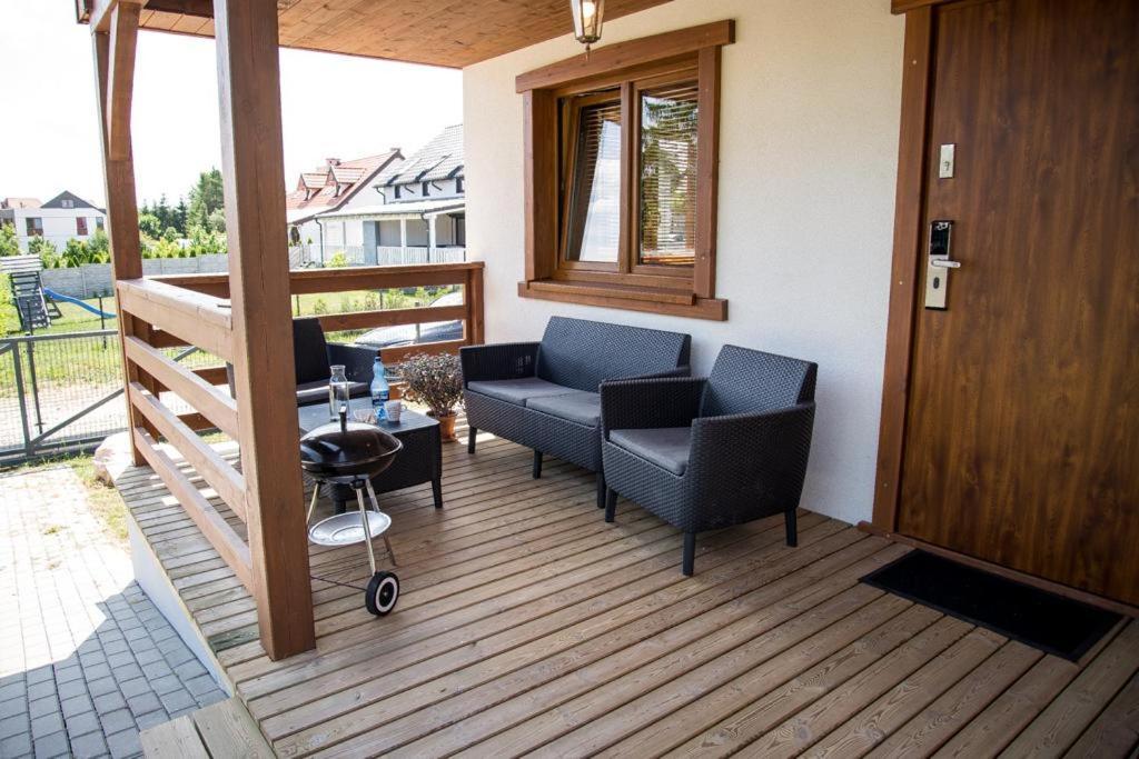 Kalinowy Sad Domki Z Jacuzzi I Sauna Mikołajki المظهر الخارجي الصورة